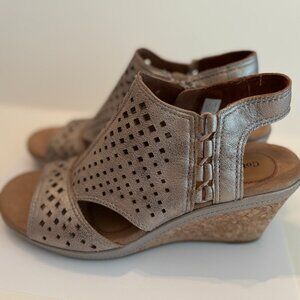 Cobb Hill Metallic Leather Cork Wedge Sandals Size 8
